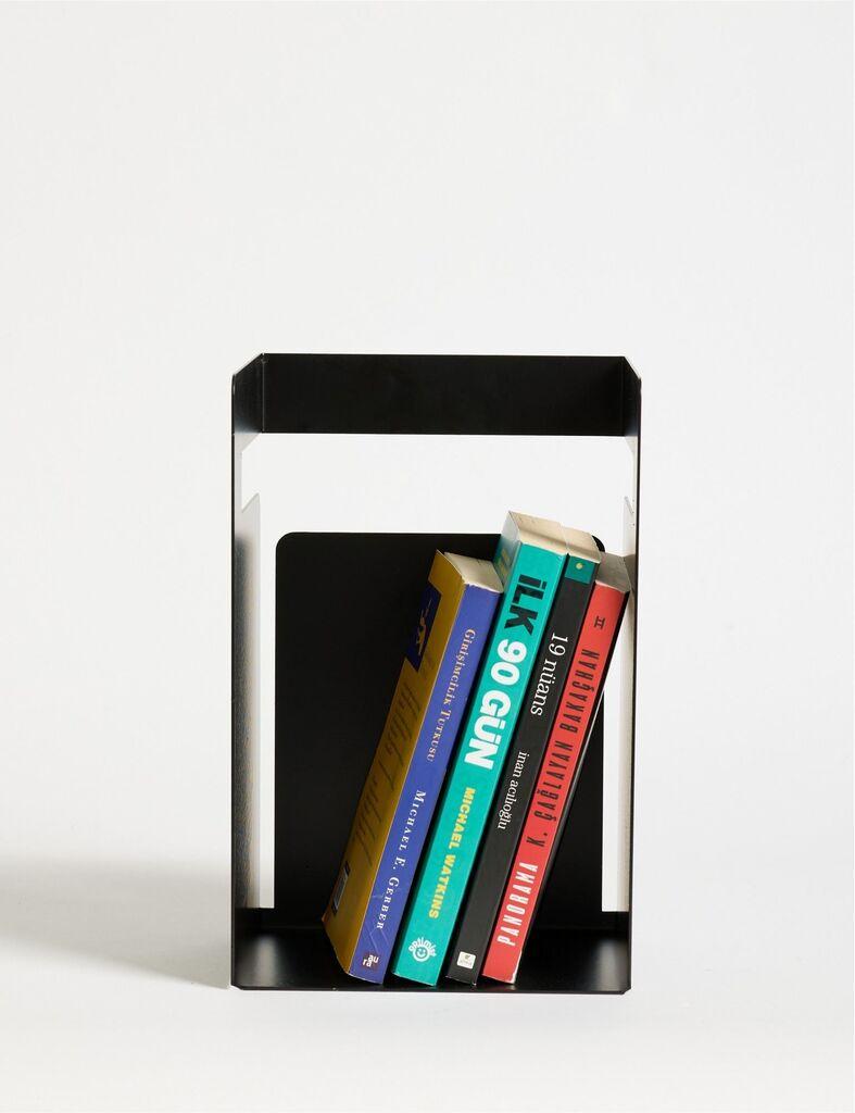 Држач за книги Hanah Home, коцка, 18 x 19 x 15,5 см, црна