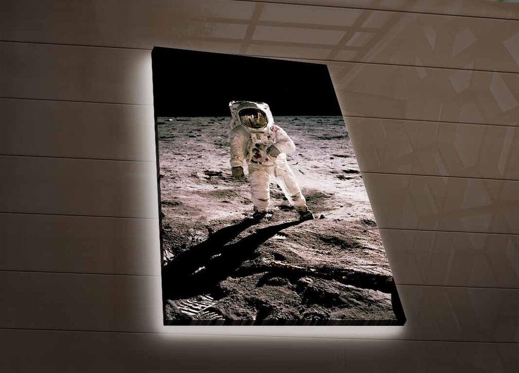 Wallity Слика со LED Осветлување NASA-047, 45x70 cm