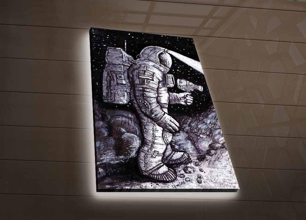 Wallity Слика со LED Осветлување NASA-045, 45x70 cm