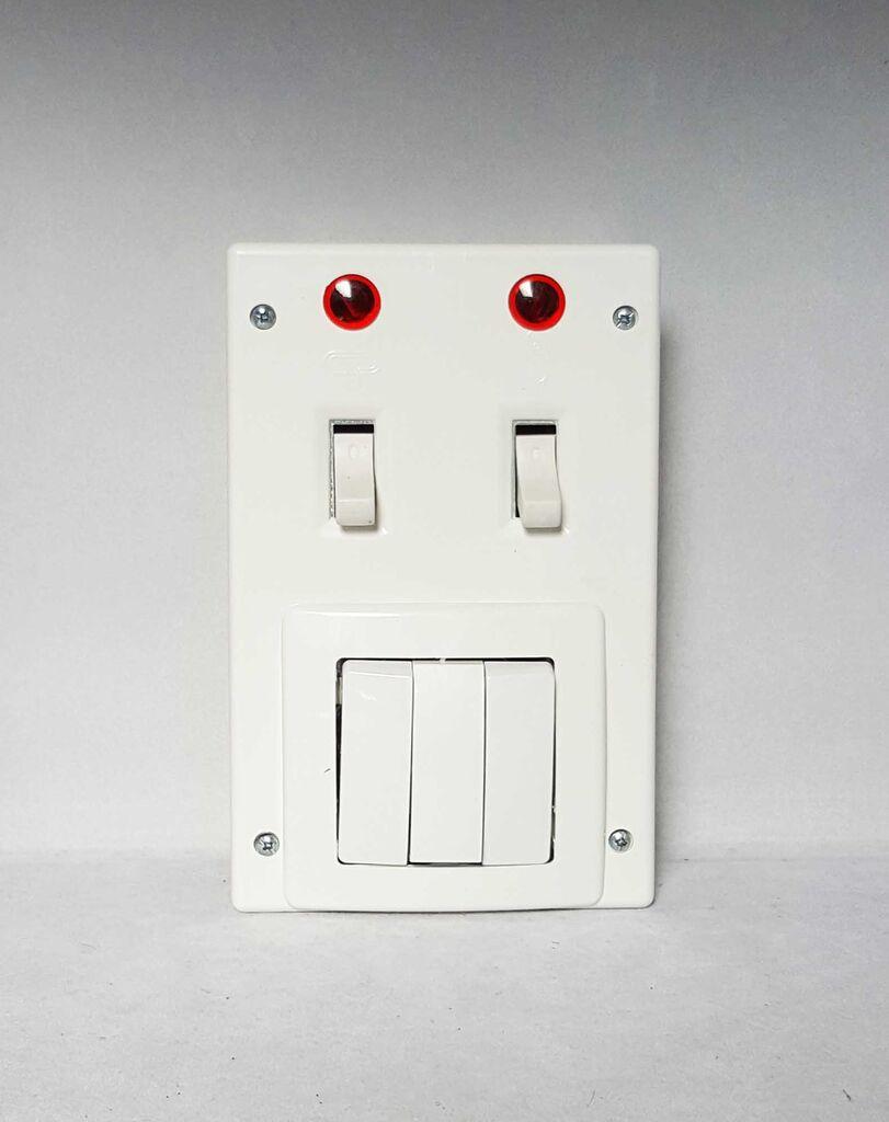 Alfa Electric Индикатор со 2 копчиња, 3 прекидачи  INDICATOR-2BTN-3SW