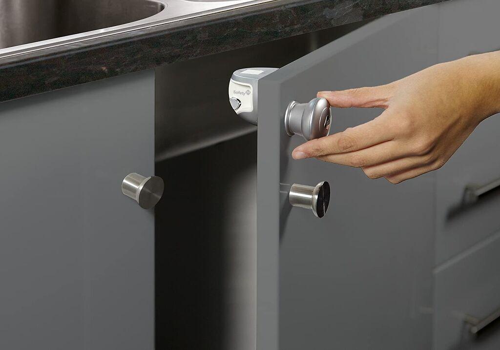 Safety 1st Магнетна рачка Magnet Lock