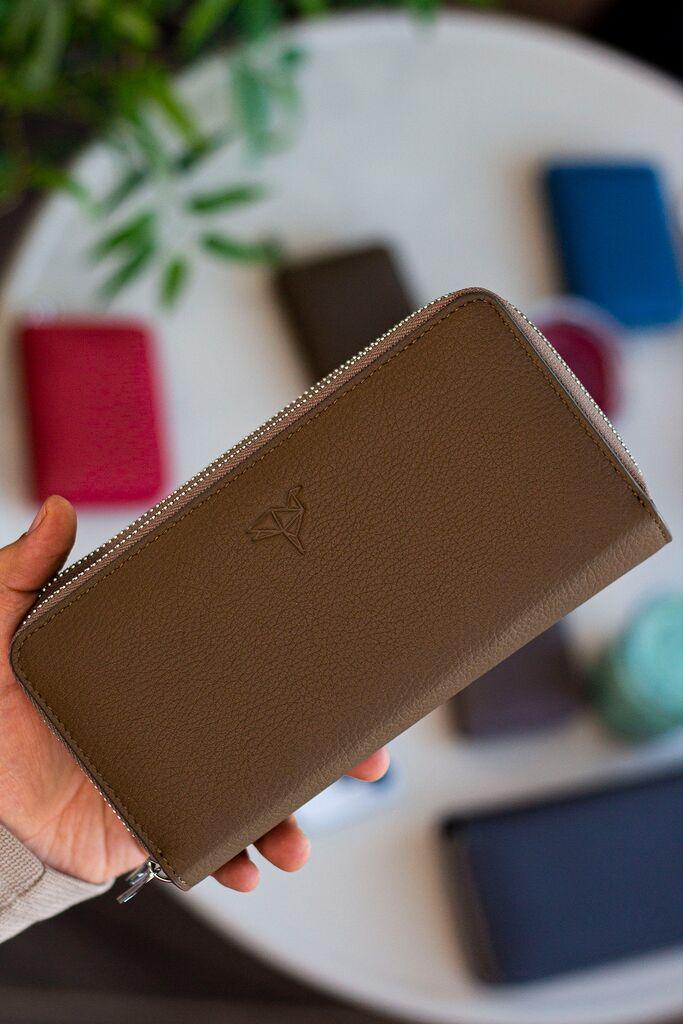 Паричник Гарбалија Орлеанс, сив