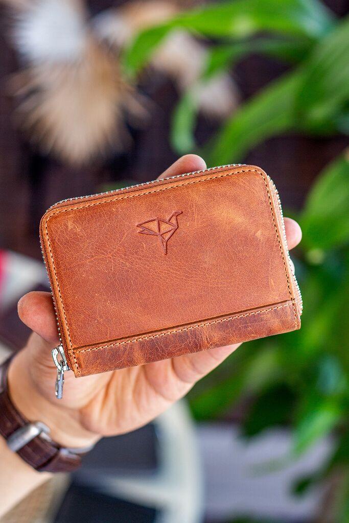 Паричник Гарбалија Сиднеј, кафеав