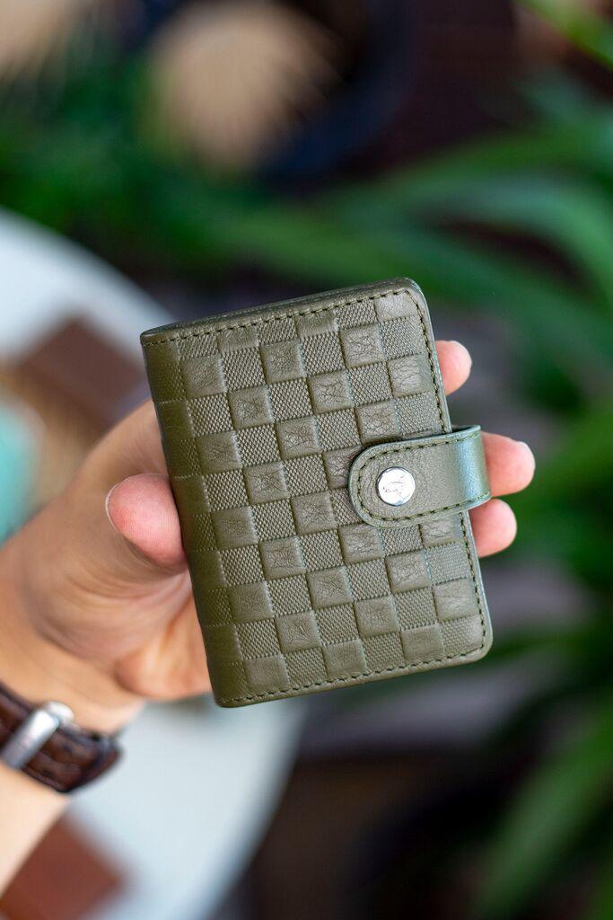 Паричник Гарбалија Пекиншки, Сив