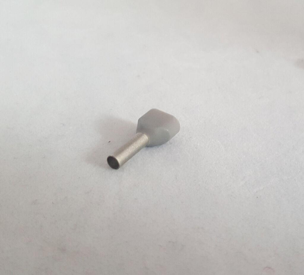 Alfa Electric Завршеток изолиран дупли 2×2.5mm² L-8mm