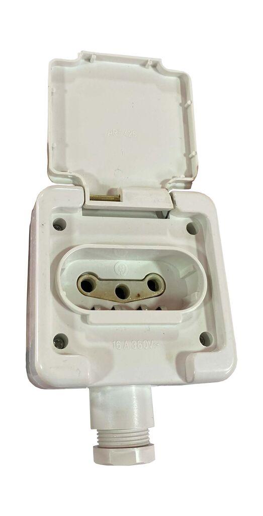 Alfa Electric Трофазна утичница женска ОГ за надградно монтирање
