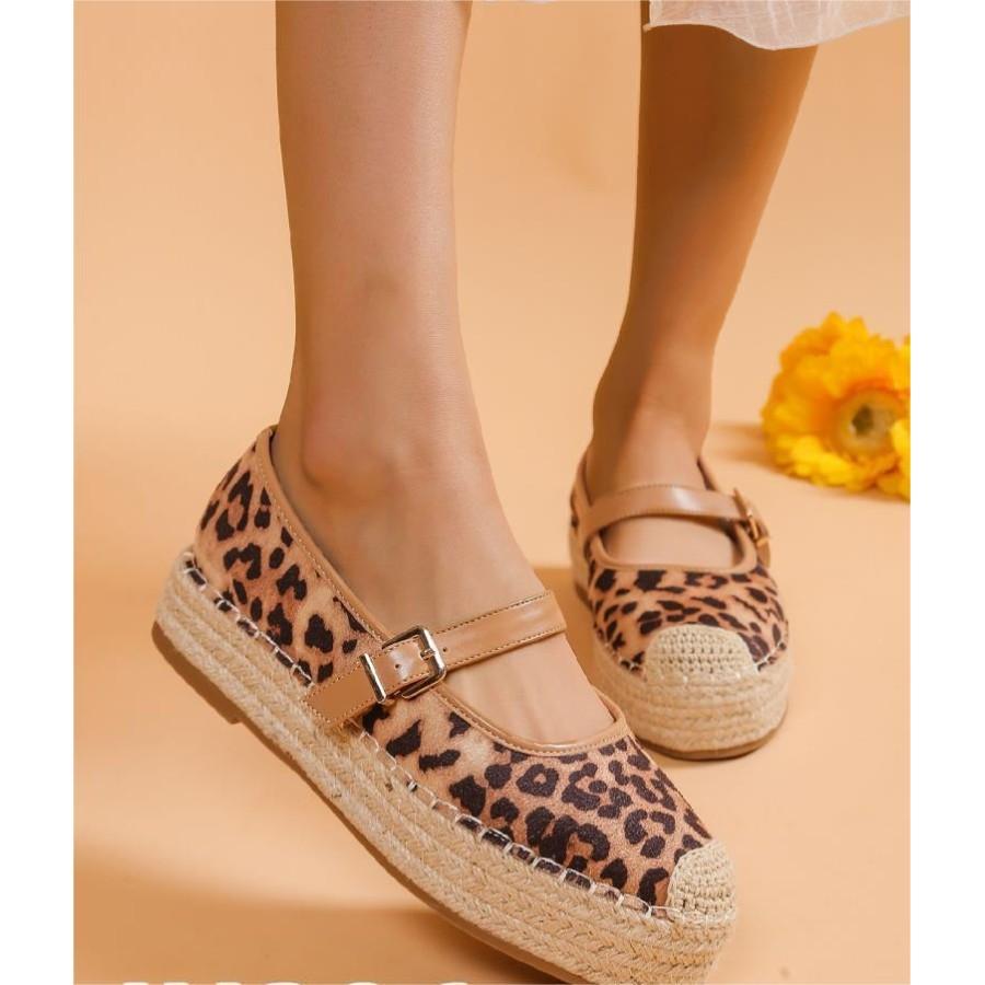 SEA S Женски чевли леопарт