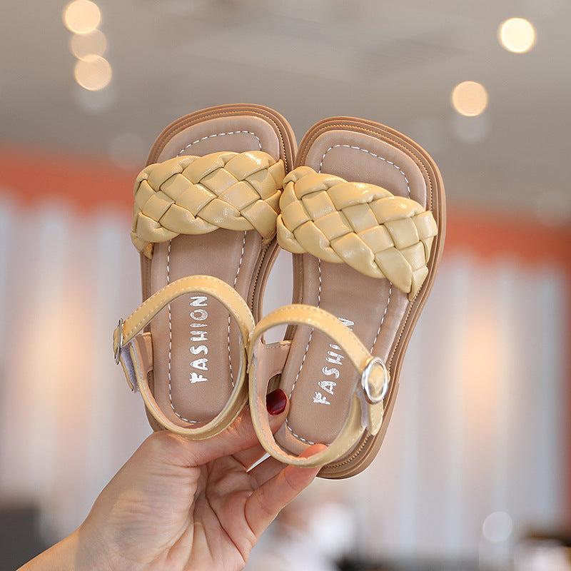 Детски сандалки со ремче