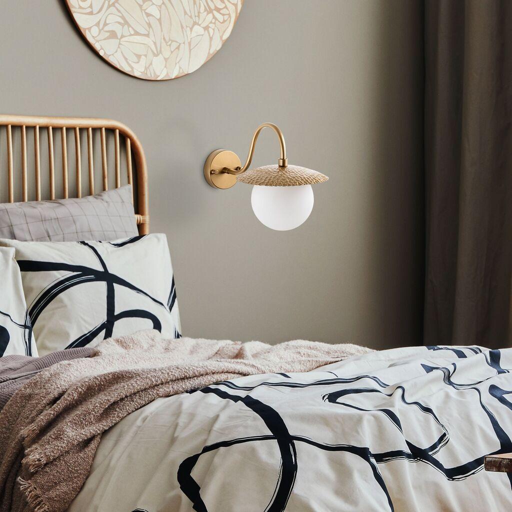 Opviq dzидна светилка Anemon-15001, 22x36x29cm, IP20, златно-бела боја