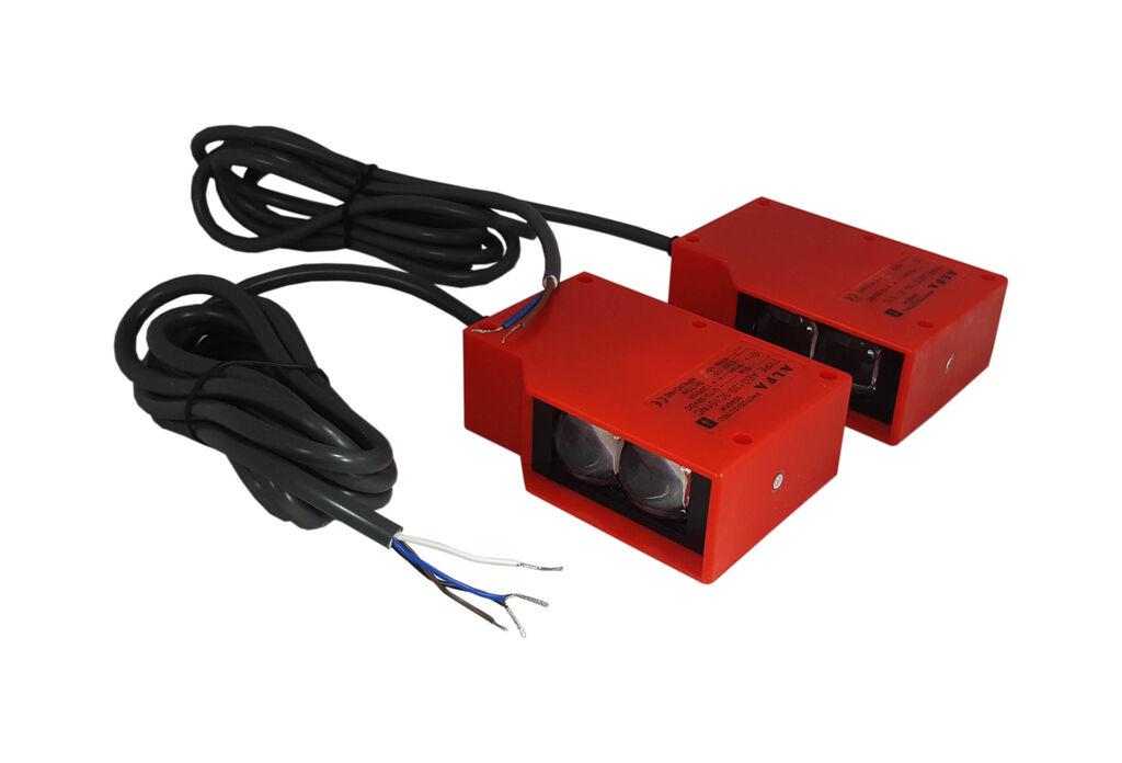 Alfa Electric Дводелен фотоелектричен сензор NPN NO+NC 10m 10-30V DC AEG139-3C101NC