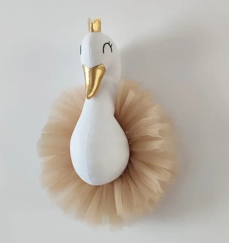 Декоративен лебед - мал