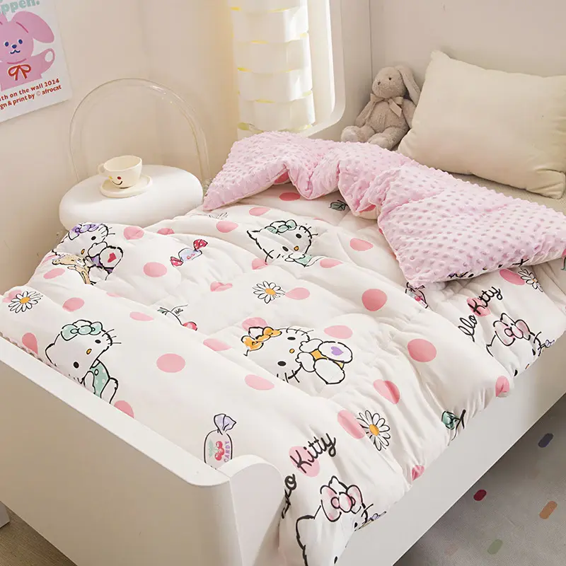 Двостран плишан дебел јорган Hello Kitty 150*200цм