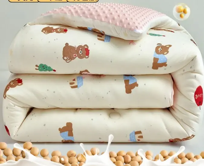 Топол и мек јорган со две лица (дезен мече)