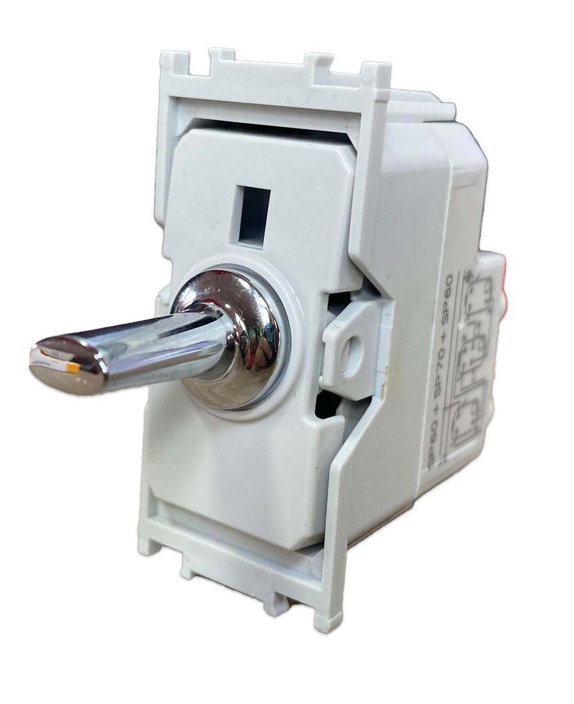 Tem Cates Наизменичен прекинувач 16A хром EDGE SP60PC-U