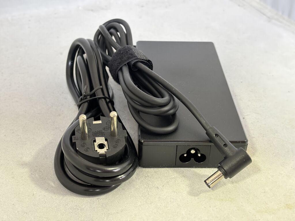 Адаптер за лаптоп 20V 7.5A 150W 6.0x3.7 Asus