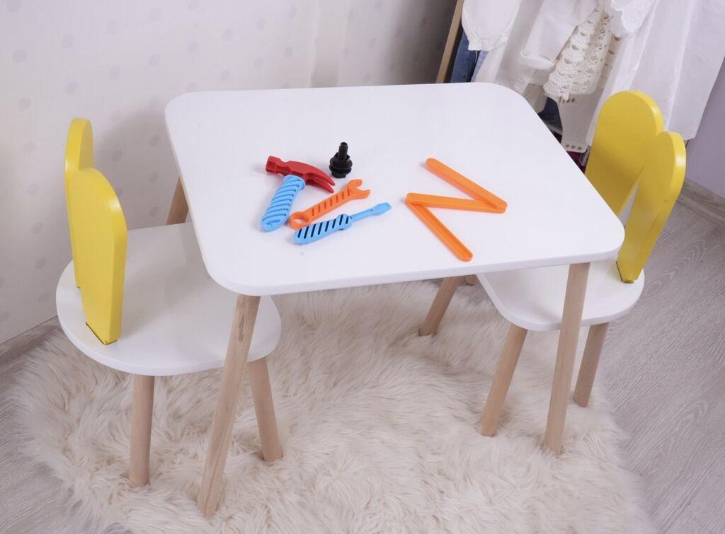 Hanah Home Комплет детска маса и столчиња Зајче, бело-жолто