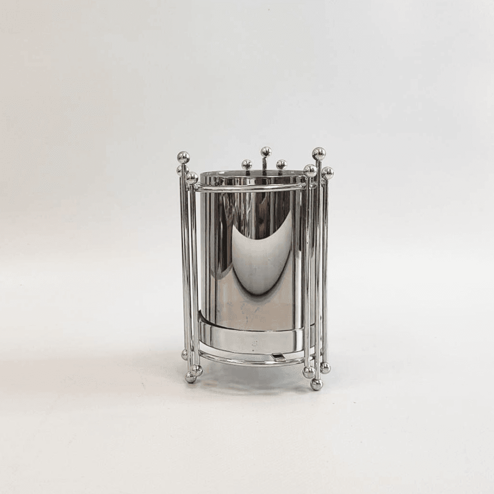 Свеќник М-Џ80