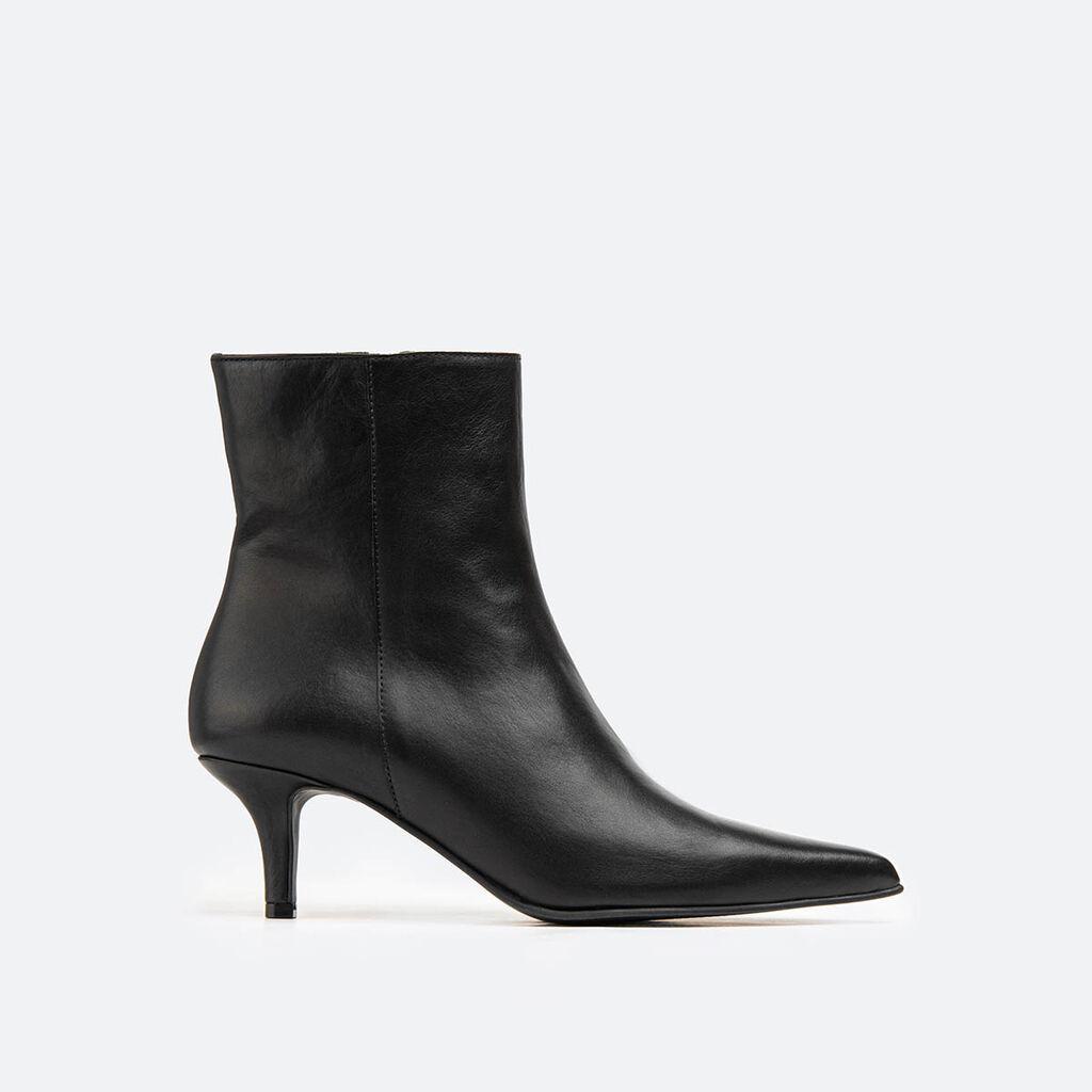 GRAFITI Кожни кратки чизми ALISON CHERRY NAPPA