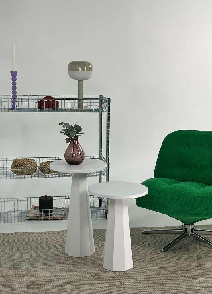 Комплет клуб маси Hanah Home Lilyum, 2 парчиња, црна