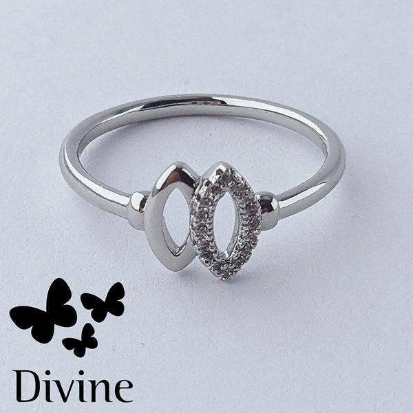 Divine Прстен “Masterpiece” големина: 8