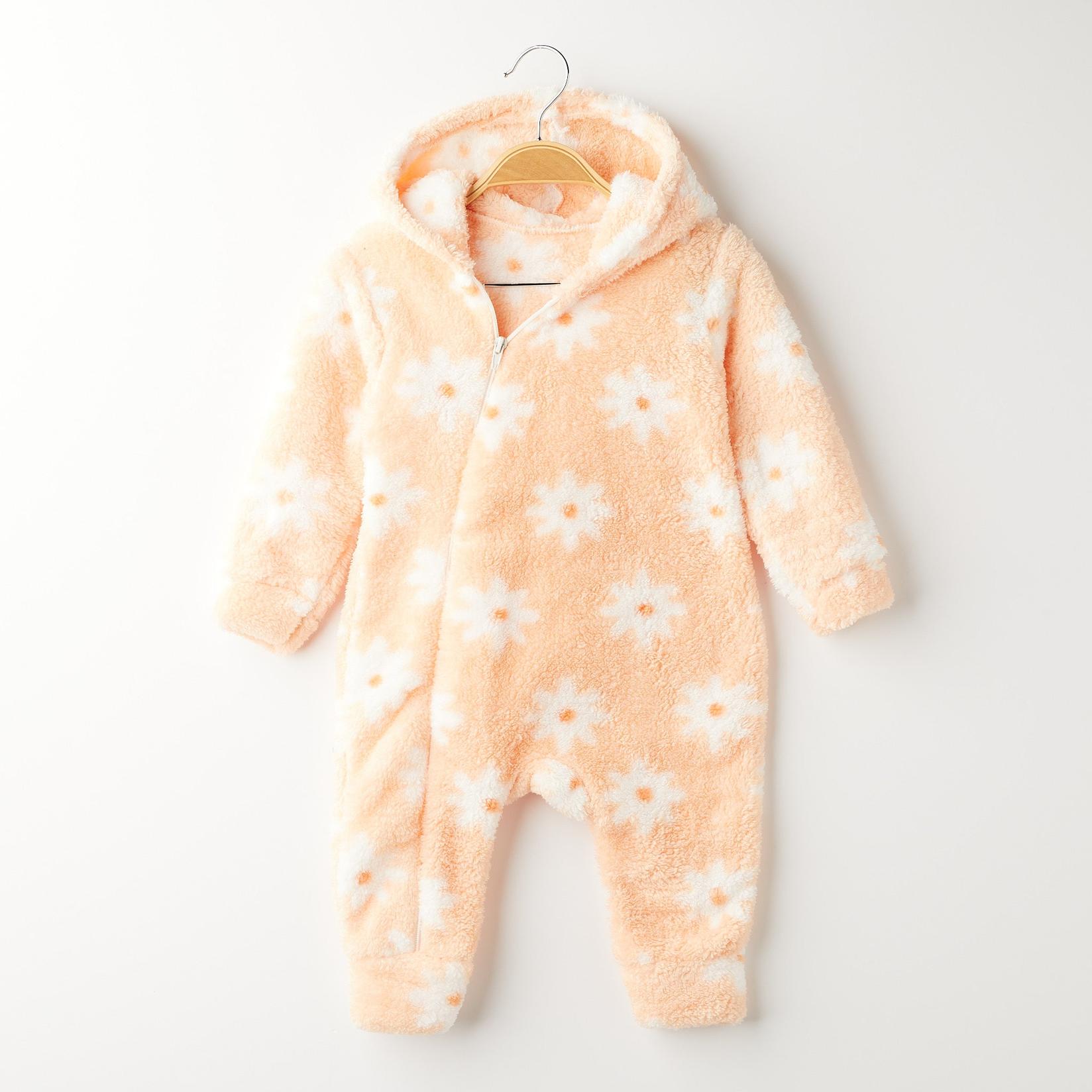 Шпилхозни со Крзно Цвеќе