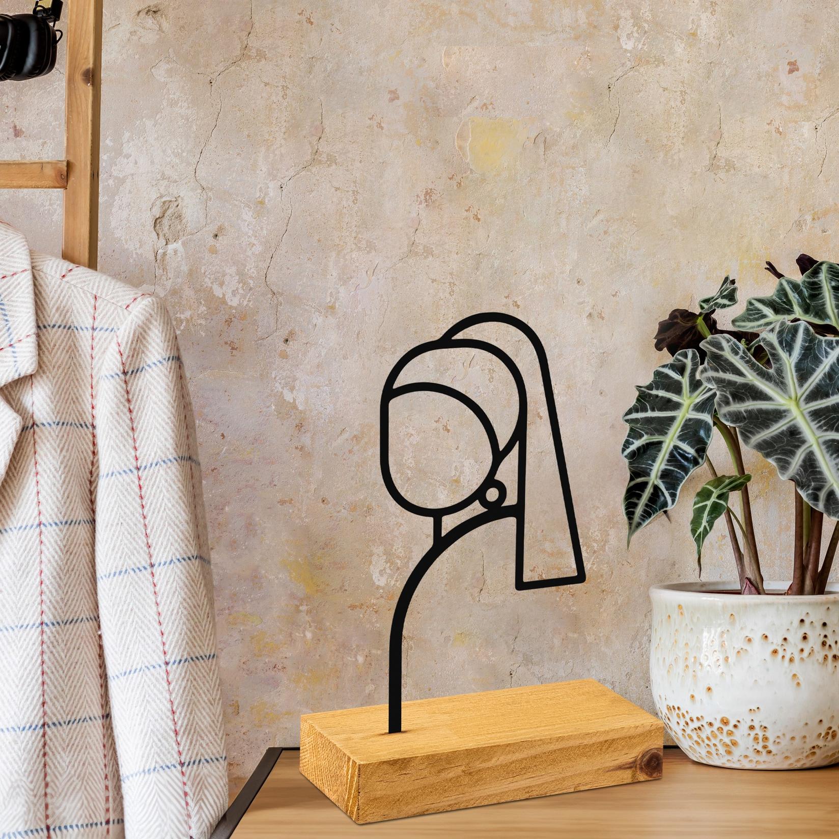 Декоративна фигура од бисер на Аберто Дизајн, 24x8x17 см, црна