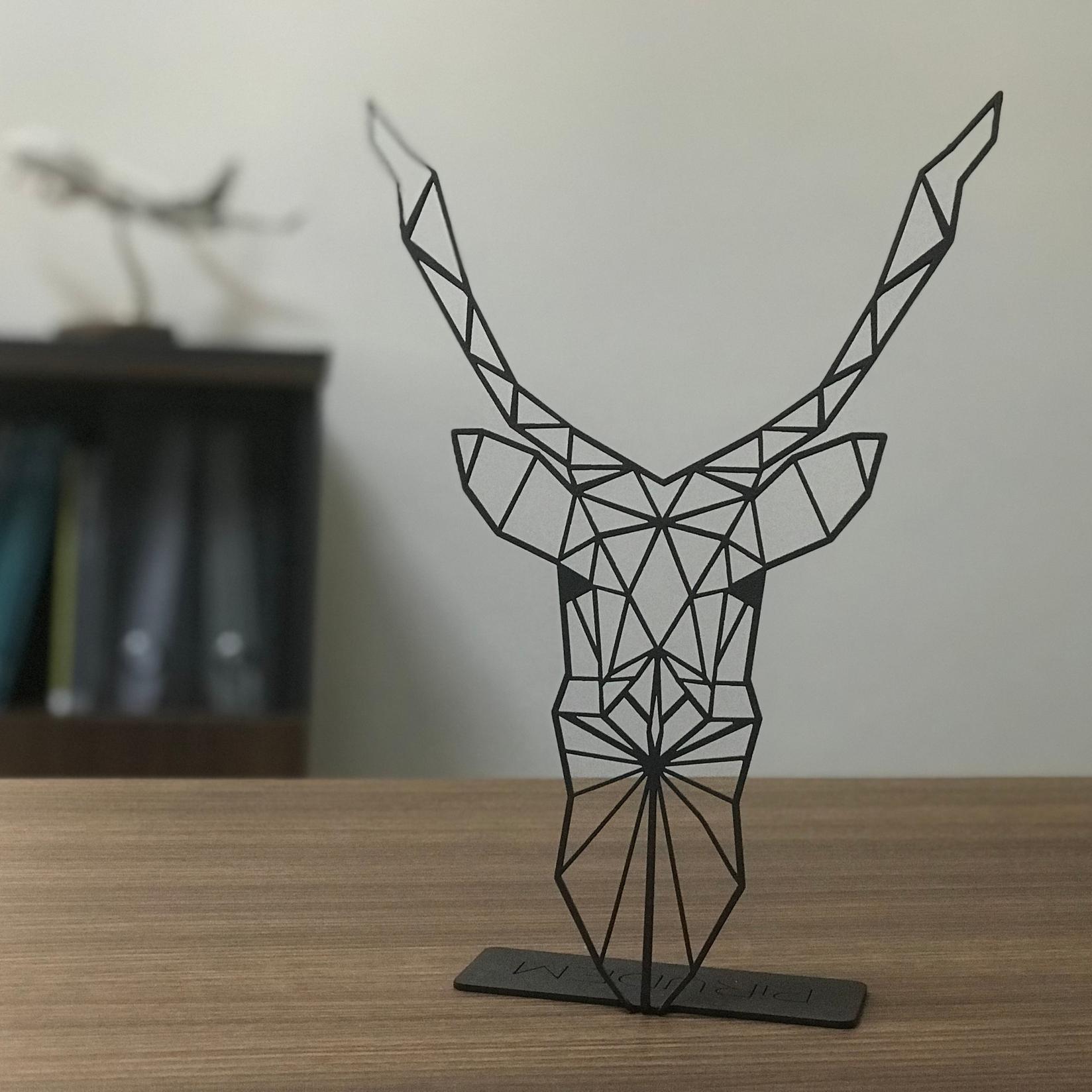 Декоративна фигура Гејик Кад од Аберто Дизајн, 2 мм, црна