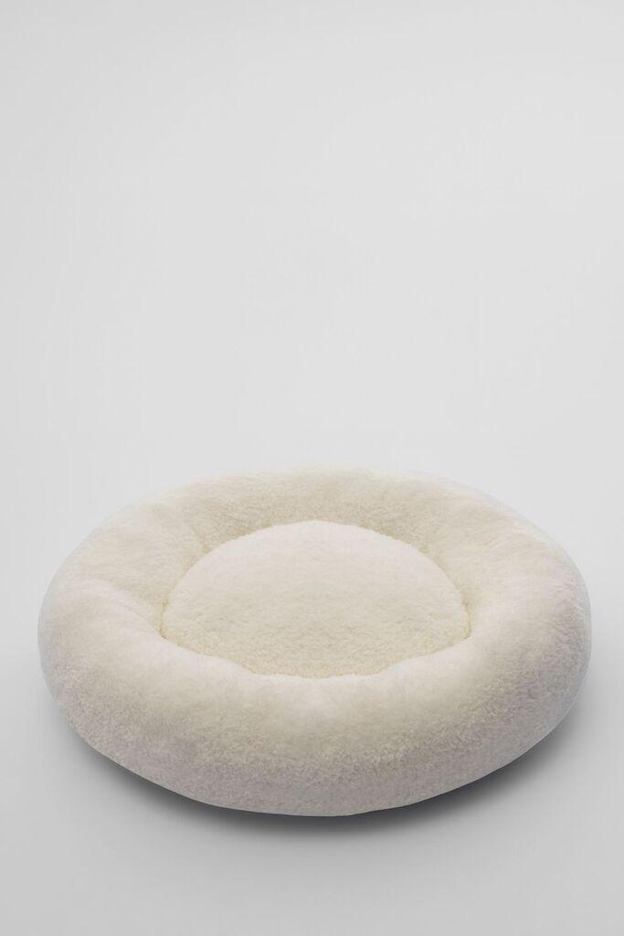 Кревет за миленичиња „Шепи и мустаќи" „Плашило", 47 × 47 × 10 см, бело