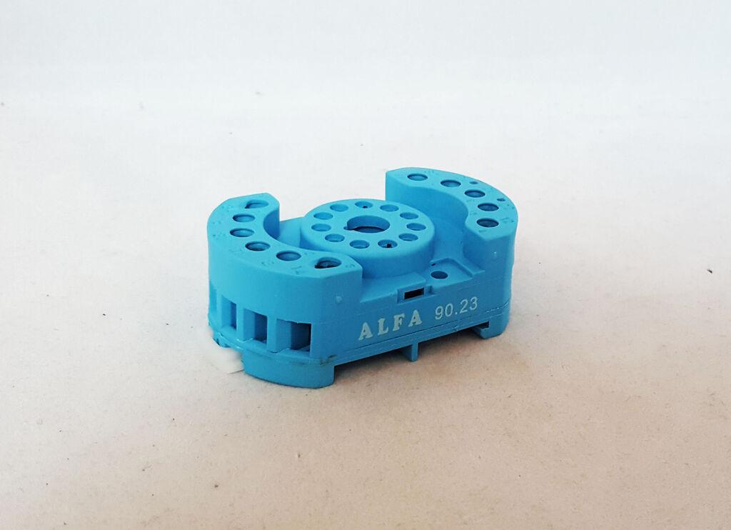 Alfa Electric Подножје за реле кружно 11 пина 10A 90.23