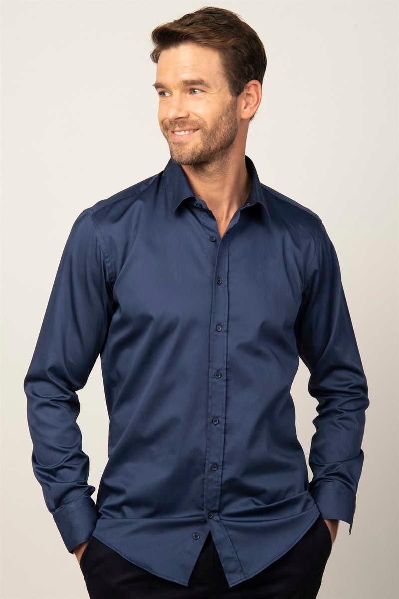 TUDORS Modern - Slim Fit кошула Морнарско сина