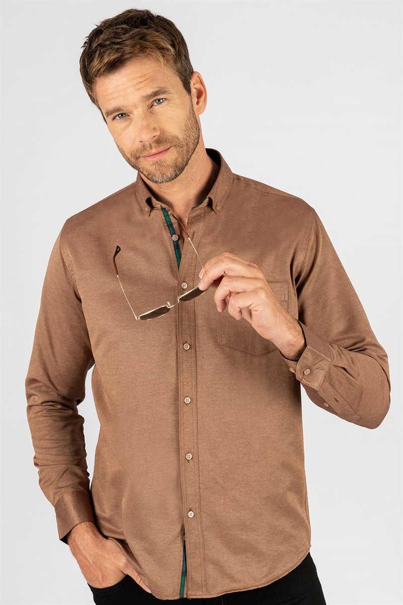 TUDORS Classic Fit - Comfort Fit Кошула Браун