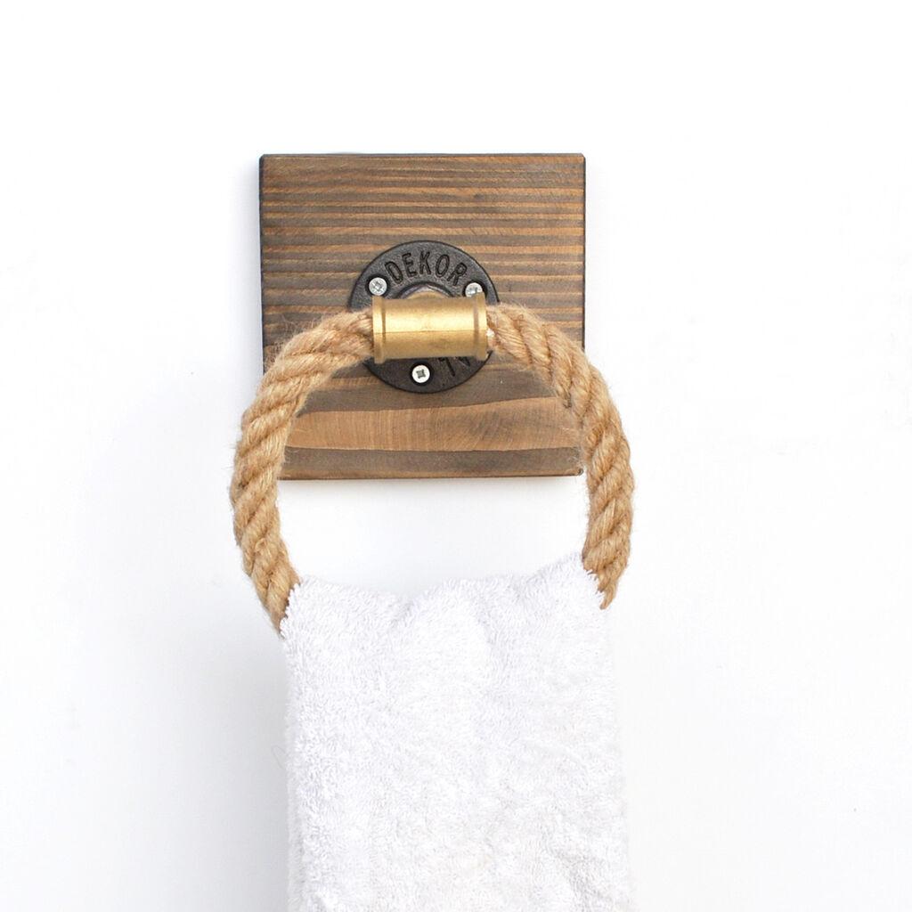 Држач за пешкири Hanah Home од орев