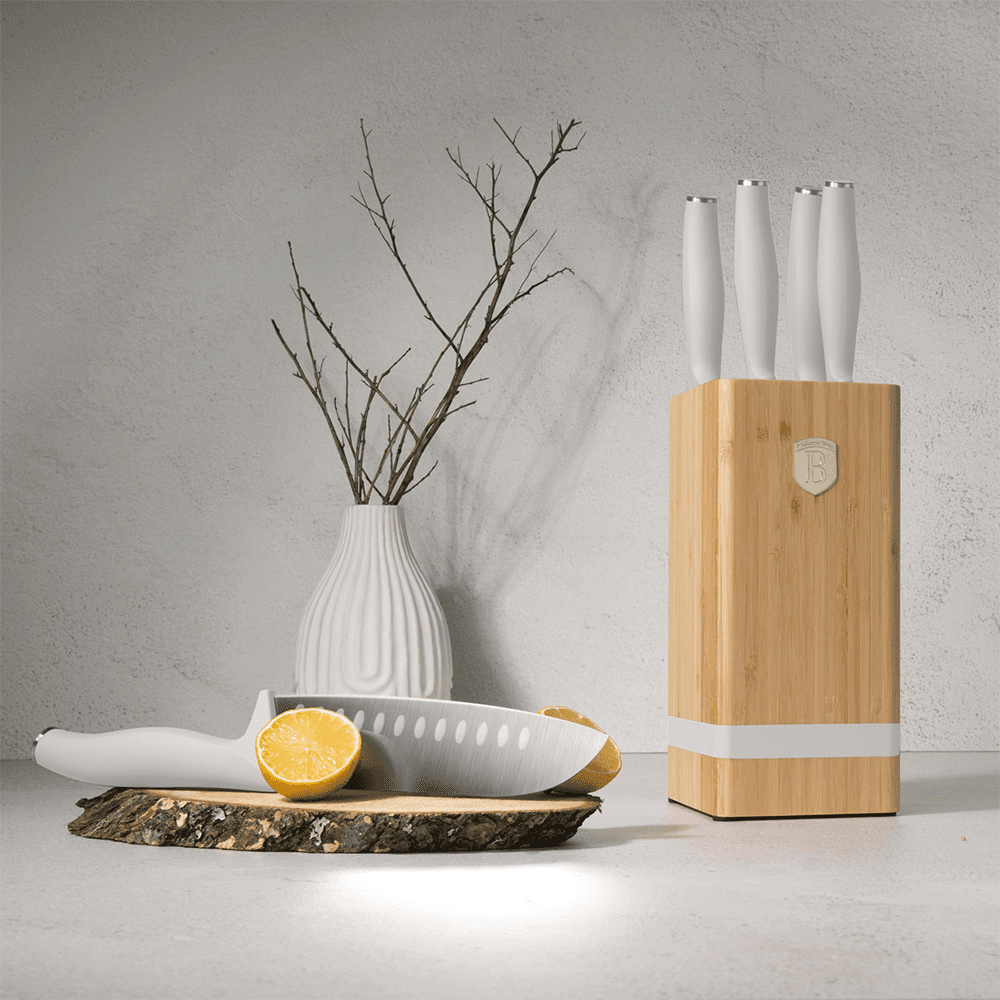 Сет 6 Ножеви На Постоље Бх/2973