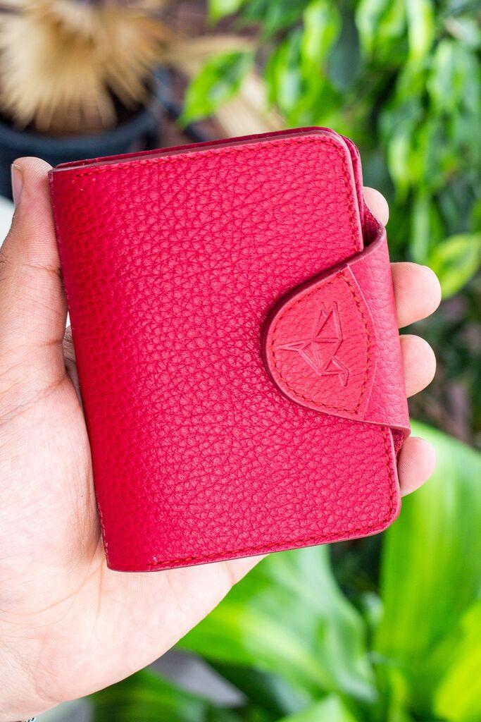 Паричник за картички Bagmore Lucern, црвен