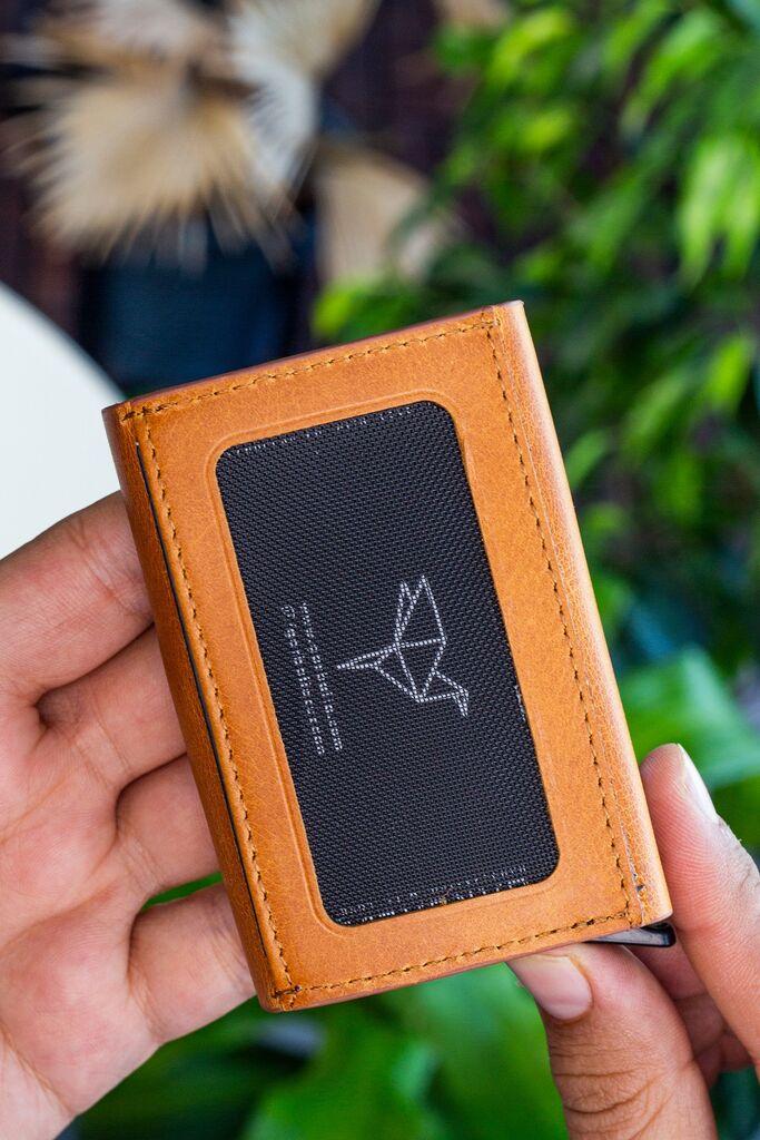 Паричник за картички Bagmore со чад, кафеав