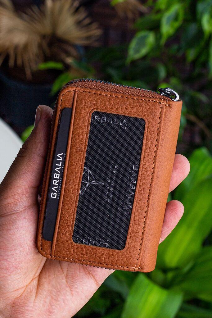 Паричник за картички Bagmore Clovis, кафеав,