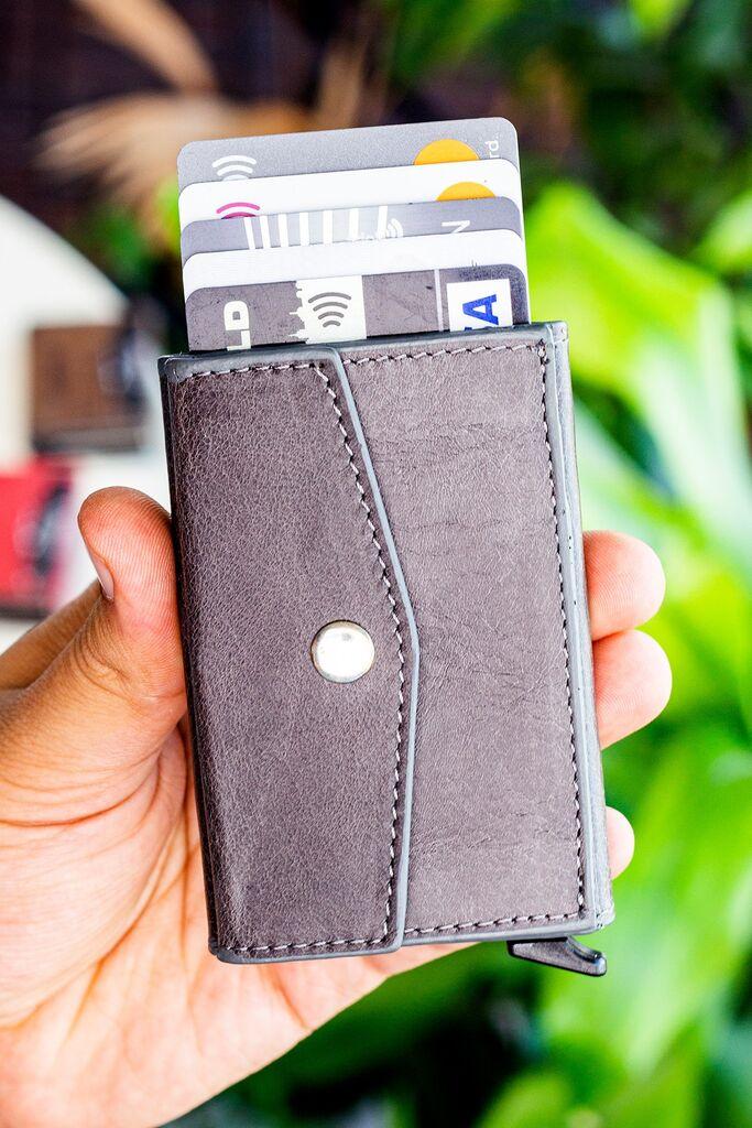 Багмори паричник за картички Пера, сив