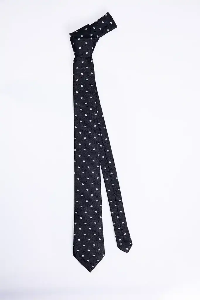 Tudors Црна Вратоврска