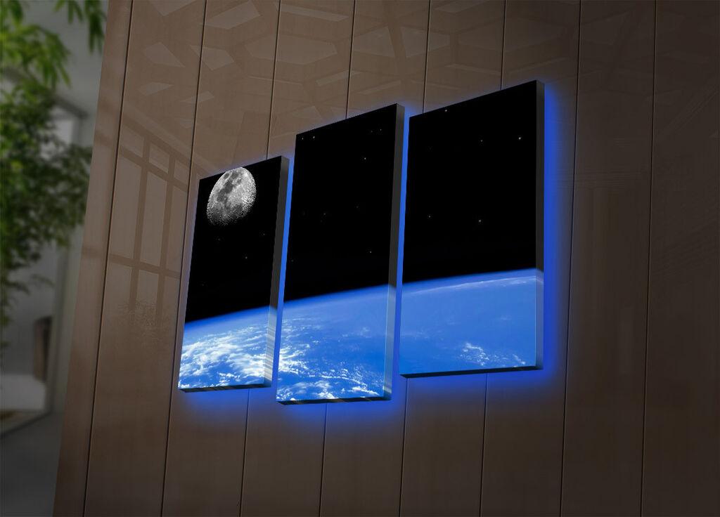 Слика од Wallity Earth со LED осветлување во три дела 66x45 см