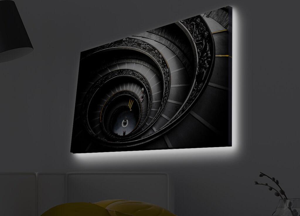 Слика „Волити" на платно со LED осветлување 45x70 см