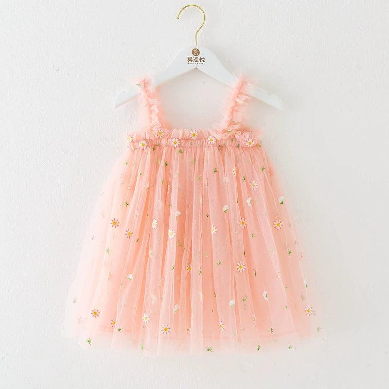 Бебебшко фустанче со цветни детали