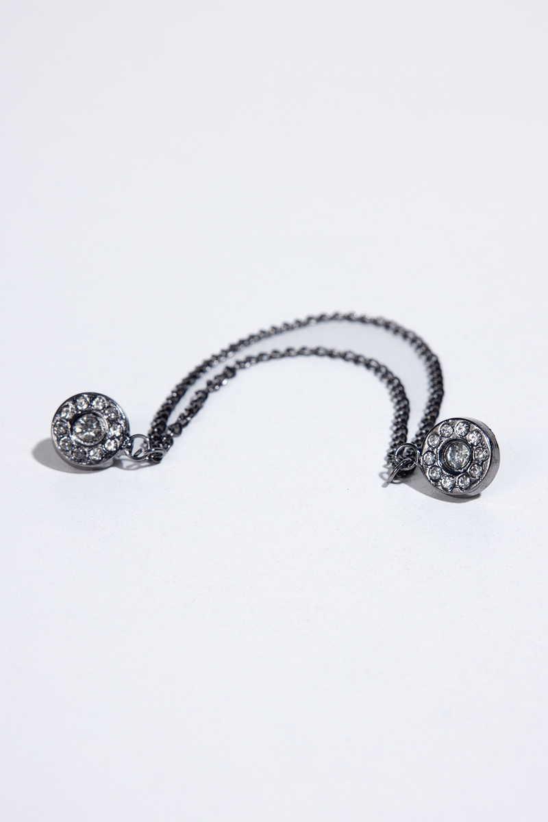 TUDORS Јака игла црна