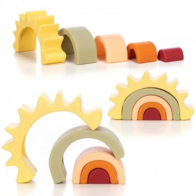 FREE2PLAY Форми сонце Димензии: 13 x 7,5 x 3,5 см. Погоден за деца од 3 години.