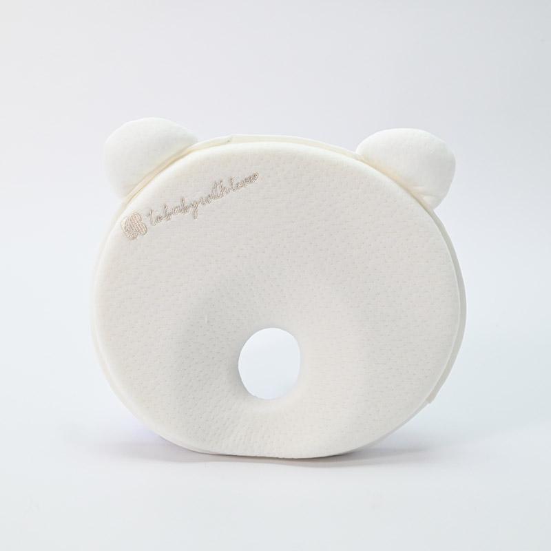 KIKKA BOO Перниче ергономско беар ернит бело