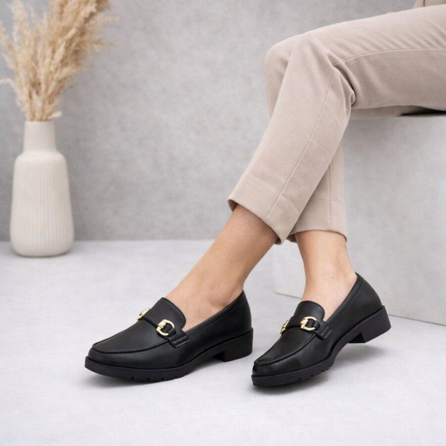 Женски црни чевли