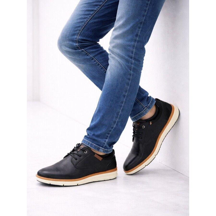 Машки црни чевли