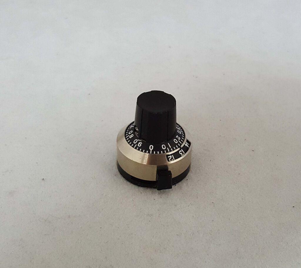 Alfa Electric Капачка за повеќеобртен потенциометар Ф-24мм