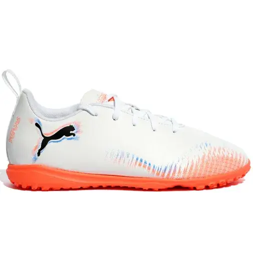 Фудбалски патики Puma Future 8 Play Tt Jr за момчиња, бели