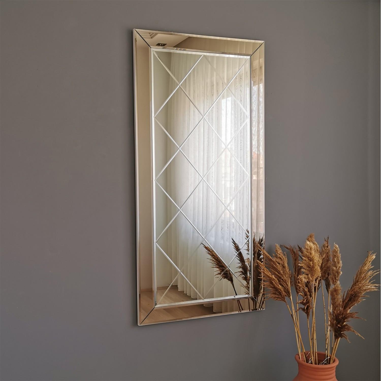 Сребрено огледало за дома „Хана"