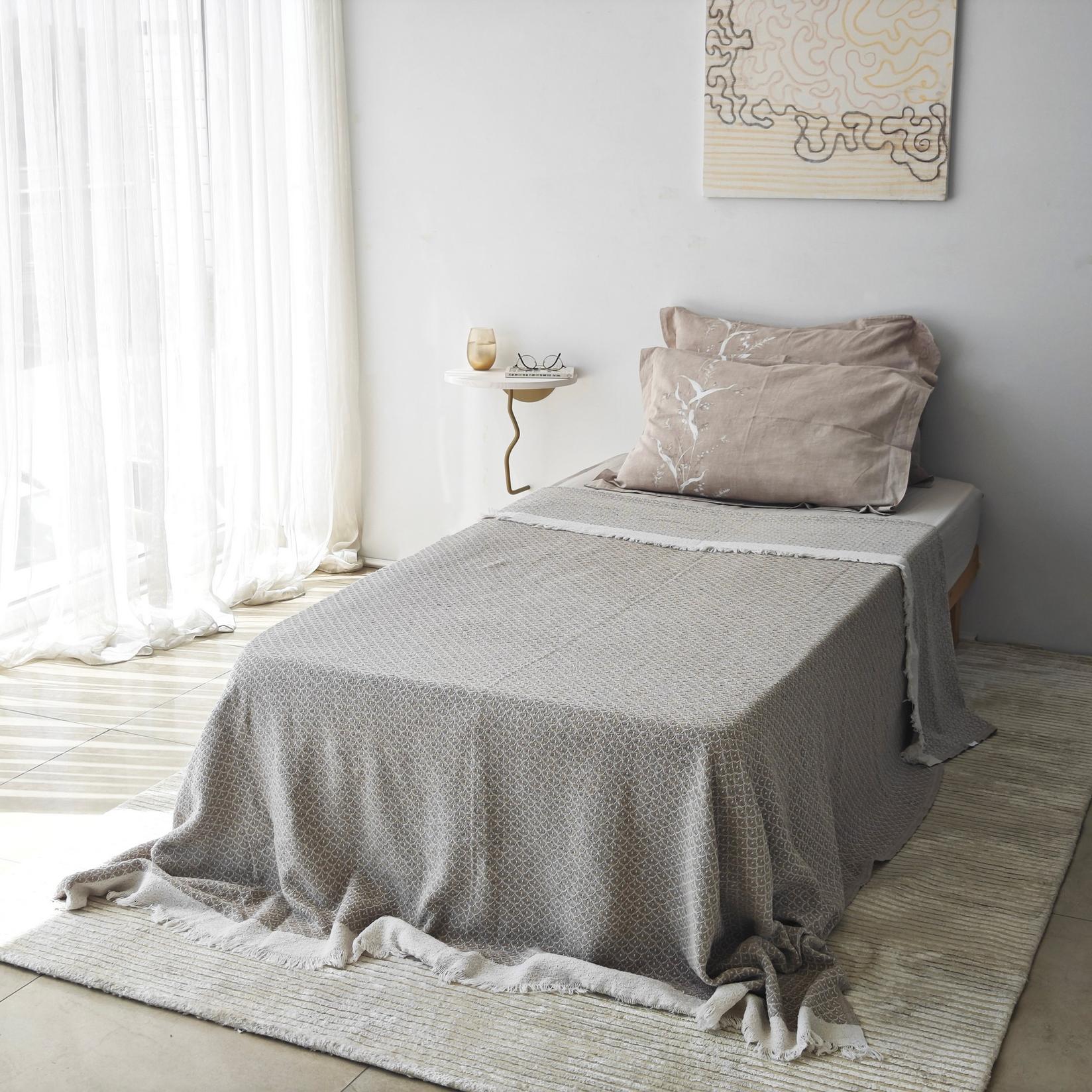 Dzидна полица Hanah Home Златно-бела